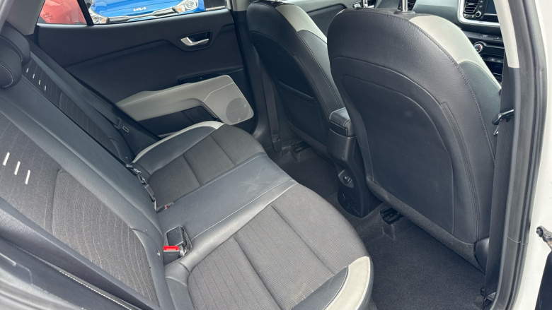 Kia Stonic 1.6 CRDi 3 5dr Diesel Estate